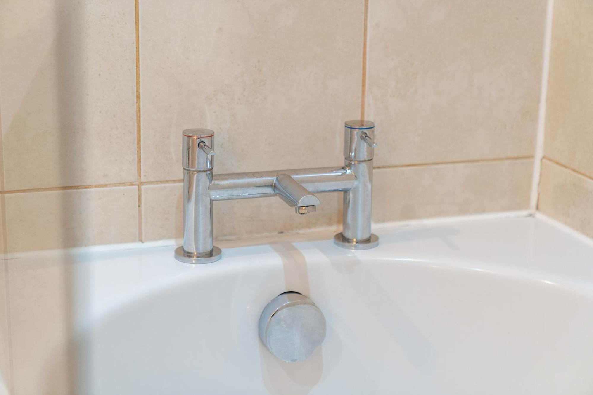 Chinatown - One Bed - Balcony - Secure Parking - Fast Wifi - Birmingham City Centre - 49A Ngoại thất bức ảnh