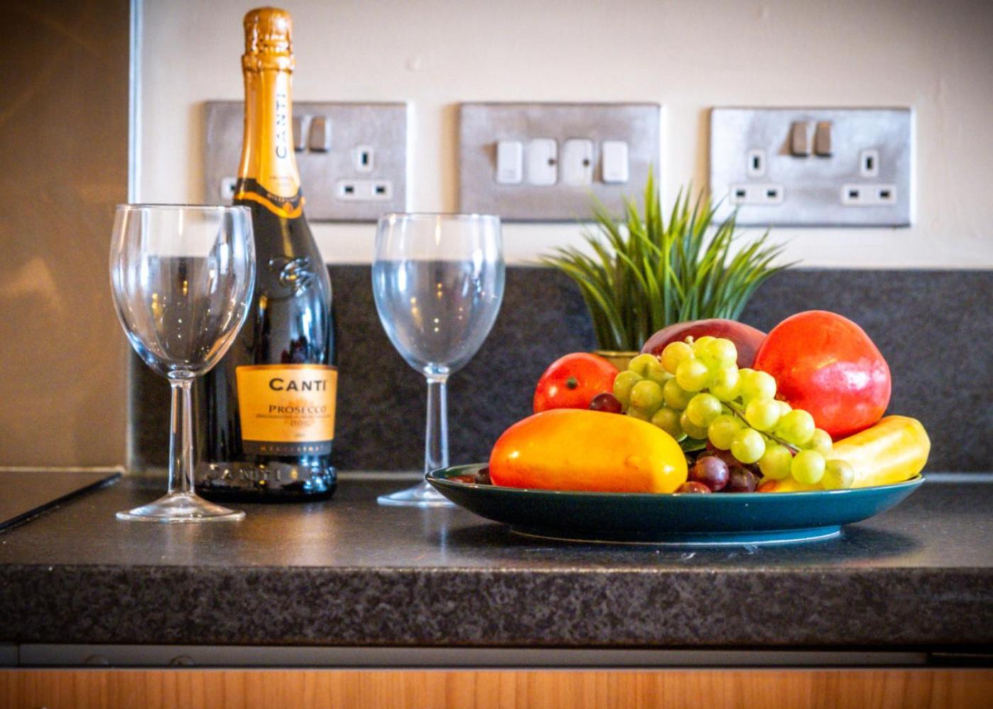Chinatown - One Bed - Balcony - Secure Parking - Fast Wifi - Birmingham City Centre - 49A Ngoại thất bức ảnh